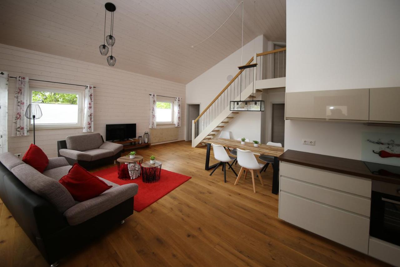 Ferienhaeuser Campingplatz Kinding Esterno foto