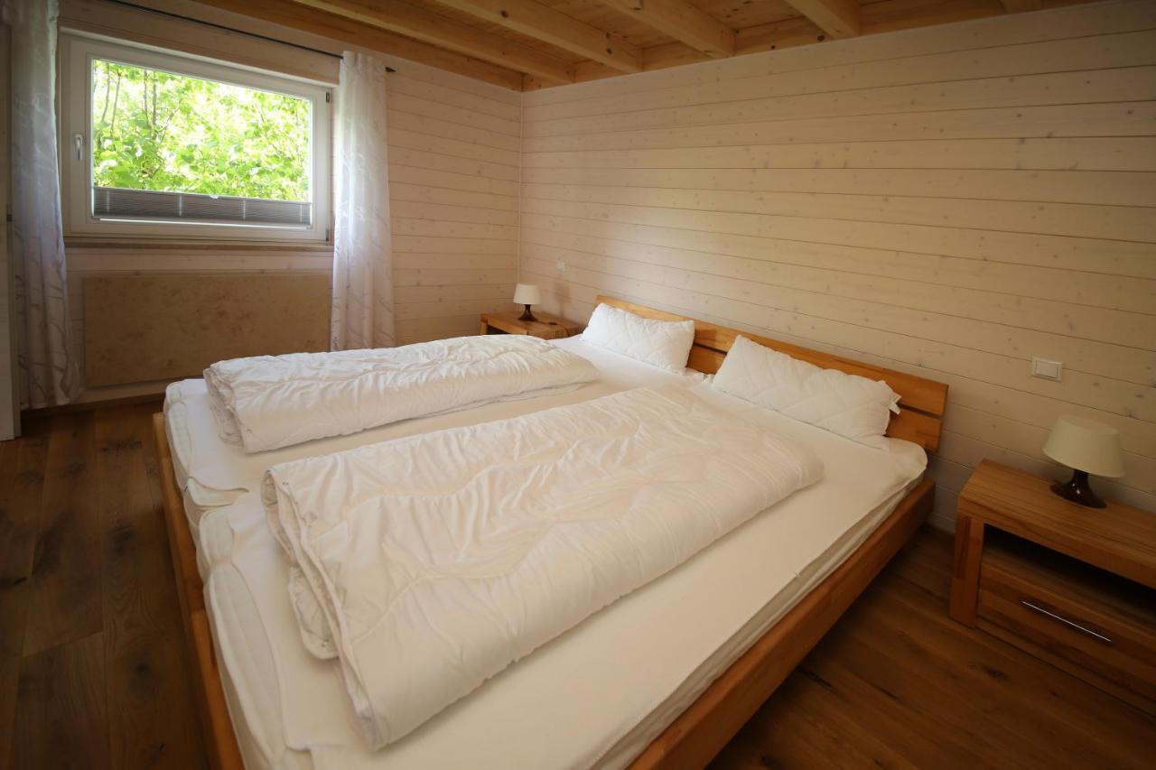Ferienhaeuser Campingplatz Kinding Esterno foto